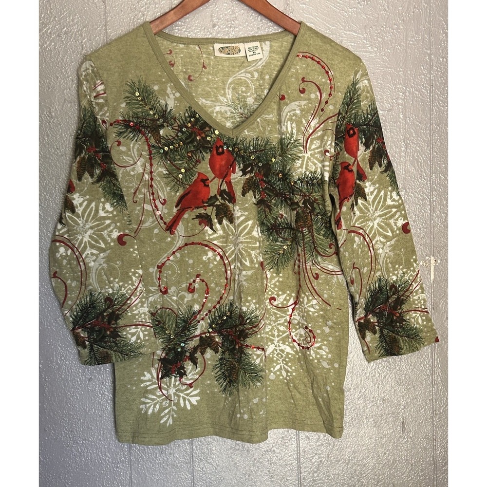 Vintage Collections Etc Christmas Shirt Cardinal Holiday V-Neck Snowflakes